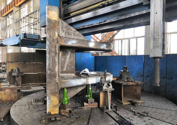 如何從三個報(bào)價中選擇適合的大型鑄造加工廠家