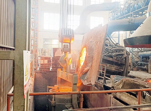 大型鑄造加工廠家是如何優(yōu)化熔煉工藝以降低氫氣和其他有害氣體的含量？