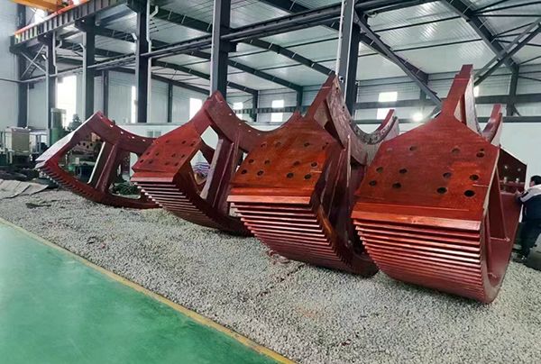 鑄鋼件廠家生產(chǎn)的大型鑄鋼件-大齒輪為什么要分段鑄造？