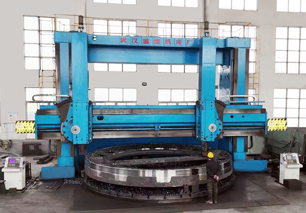 大型鑄鋼件-大齒輪在生產(chǎn)過程中經(jīng)常會發(fā)生鑄造缺陷是？