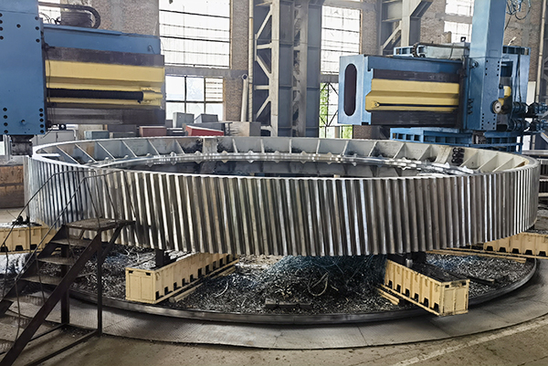 鑄鋼件加工廠家是怎么對(duì)鑄鋼件-大齒輪中的清理與防銹處理呢？