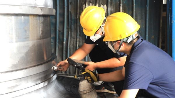 大型鑄鋼廠超聲波探傷現(xiàn)場(chǎng)情況如何？