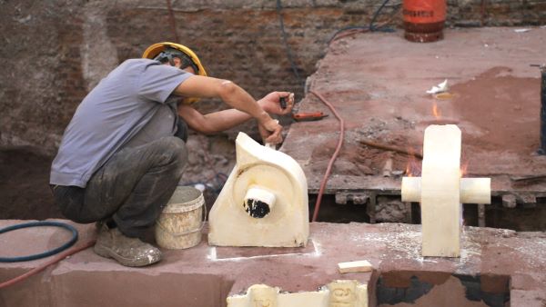 鑄鋼件定制：大型鑄鋼廠的一天怎樣運(yùn)轉(zhuǎn)？