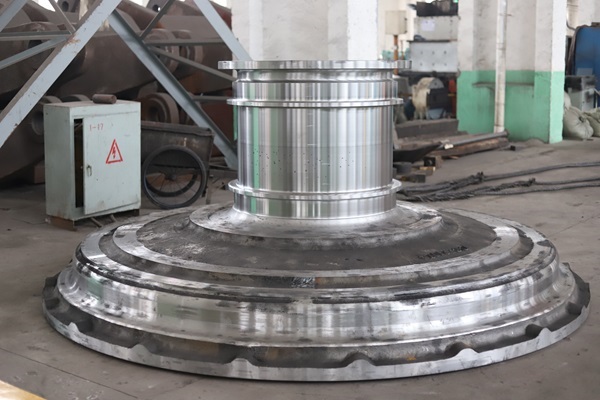 建材行業(yè)大型鑄鋼件有何性能？騰飛鑄鋼來為你解答！