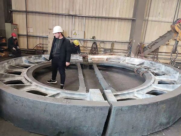 大齒輪質(zhì)量如何？不多說，大齒輪加工廠家領(lǐng)你去參觀