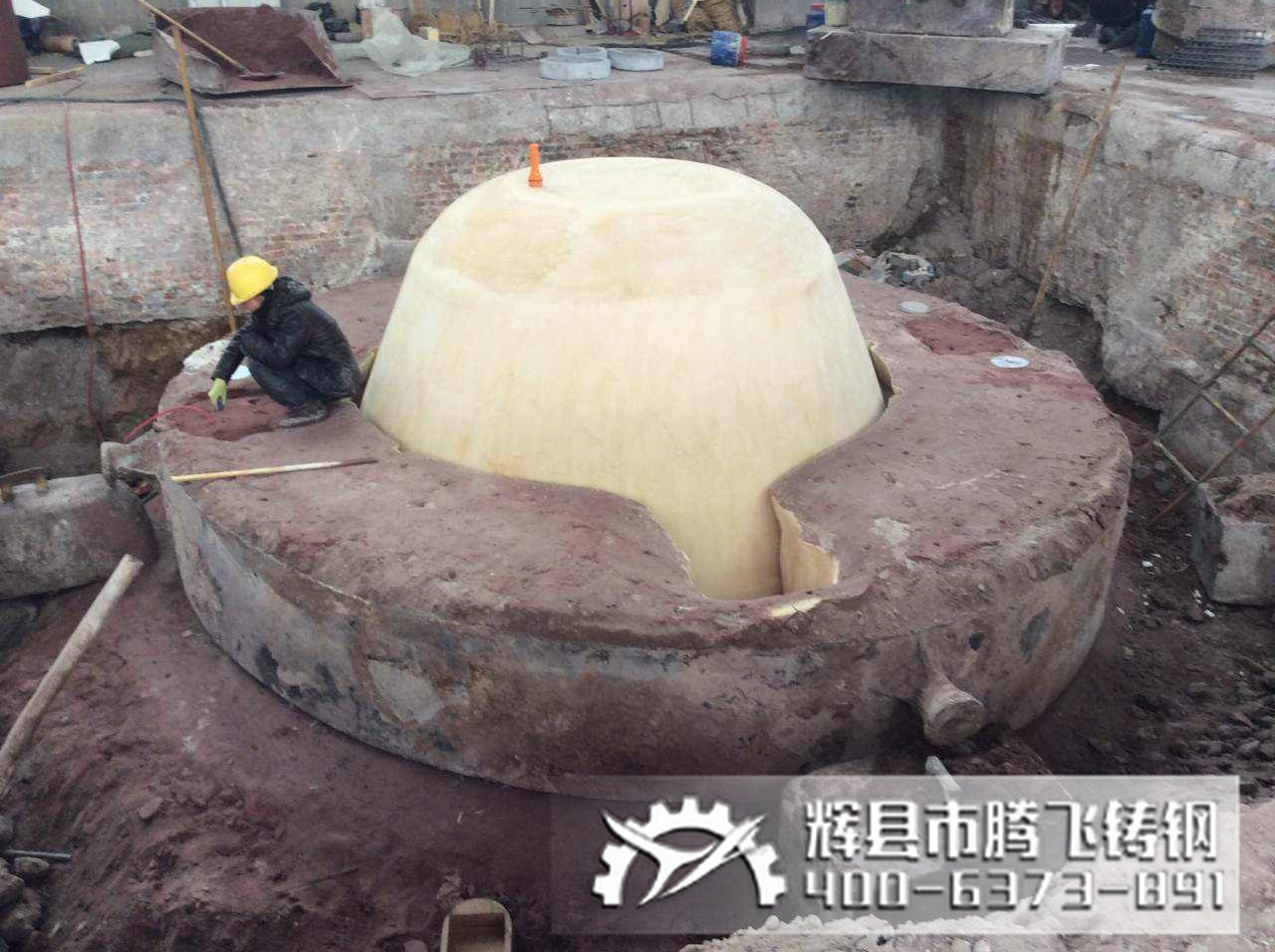騰飛鑄鋼渣罐造型現(xiàn)場(chǎng)